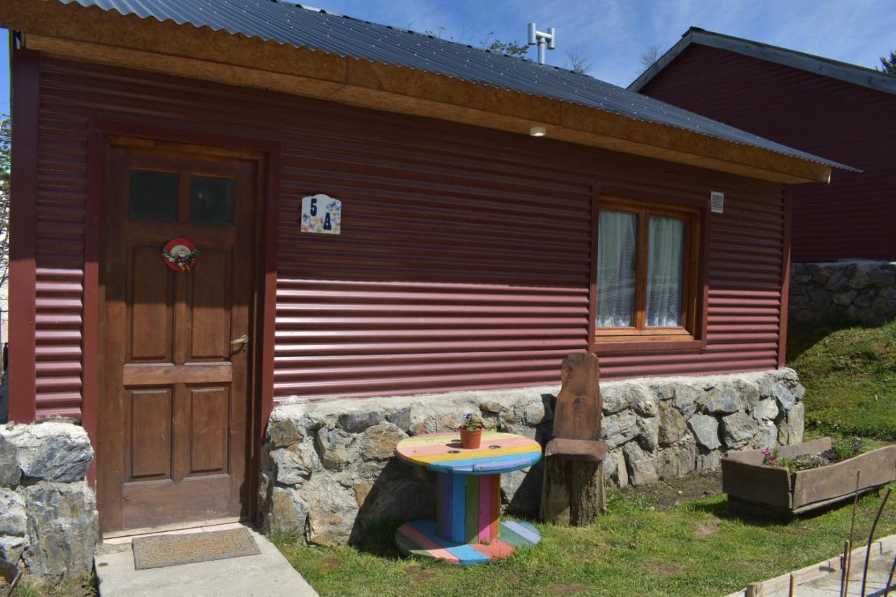 Cabanas "Las Margaritas" Ushuaia Esterno foto